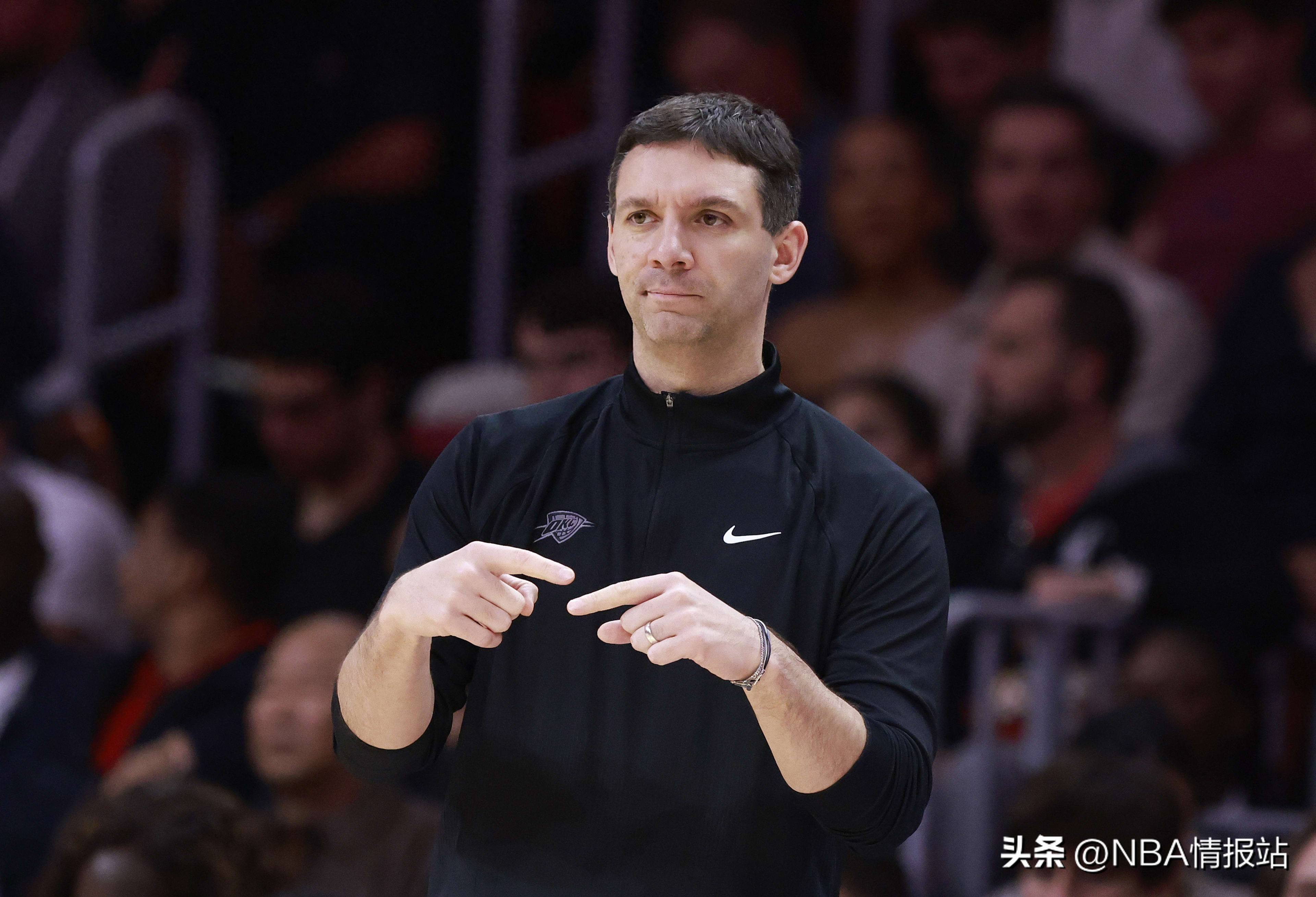 包含今晚突围战来临，西班牙国家队围绕NBA季后赛强势反弹，媒体盛赞，官宣口径保持一致的词条