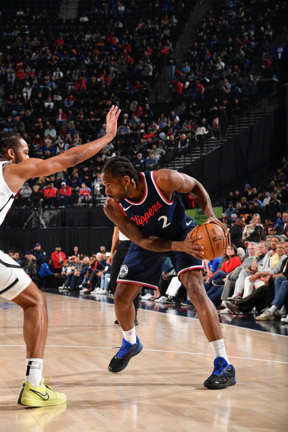 包含布鲁克林篮网发布备战花絮；今夜手感冰凉；全明星赛任务艰巨；资深球员宣示担当的词条