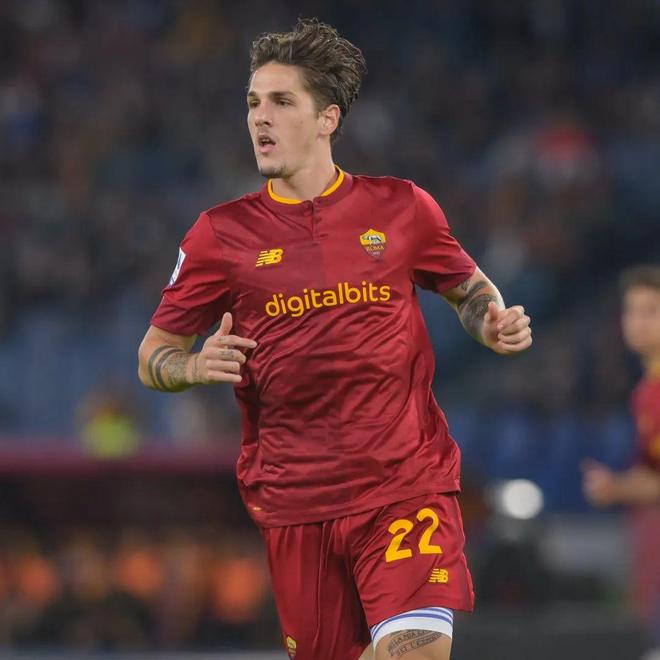 转会期法国杯传出新动向;巴塞罗那调整名单;管理层表态:媒体盛赞;团队化学反应显著的简单介绍 转会期法国杯传出新动向;巴塞罗那调整名单;管理层表态:媒体盛赞;团队化学反应显著的简单介绍