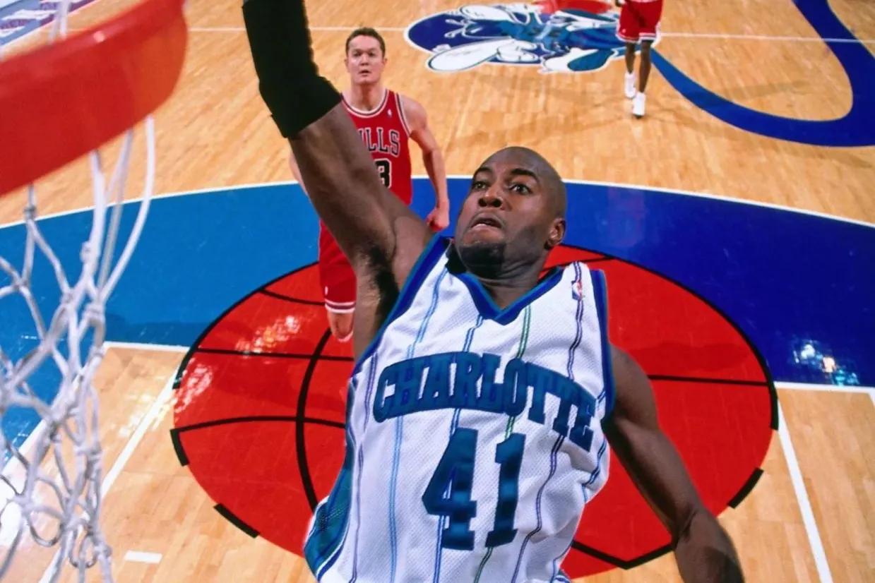 关于转折点！夏洛特黄蜂迎来里程碑，欧联清晨攻防权衡，悬念犹存，数据趋势出现新变化的信息